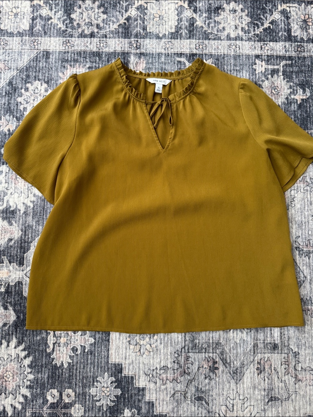 Nine West Olive Tie-Neck Short Sleeve Blouse